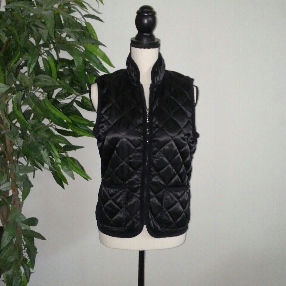 5 for $25 sale Laura Scott vest